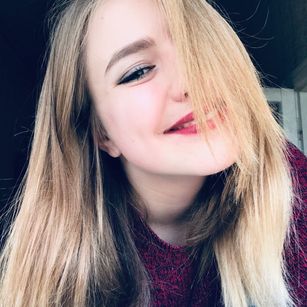 Model - KristinaKriss young