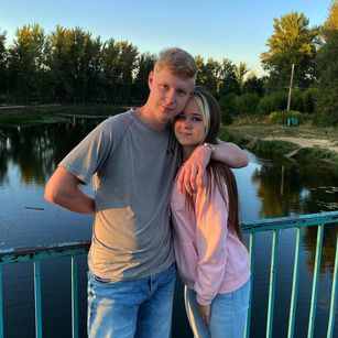 Model - Ira And Evgen heels