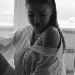 Model - KiraGold little