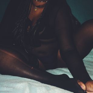 Model - MaebeeXOXO 3