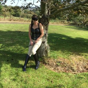 Model - Mistress Black sissy