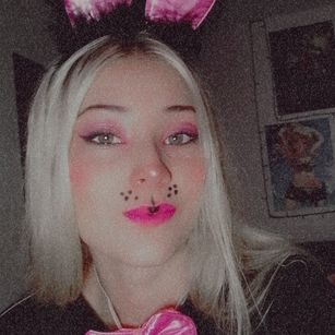 Model - Lila Whitt dildo