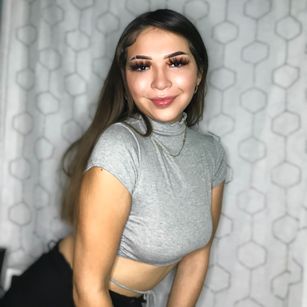 Model - BabygirlLee02 Stonergirl