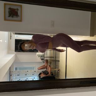 Model - Flavia McRoss bigboobs