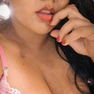 Model - luisa valencia milf