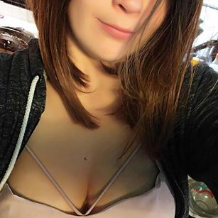 Model - Rainbow Starr Skype ID SpicyLexi  couple