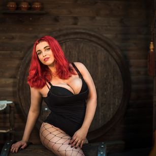 Model - MayaBigTits69 bigboobs