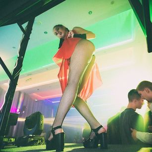 Model - AlinaRiders sexy