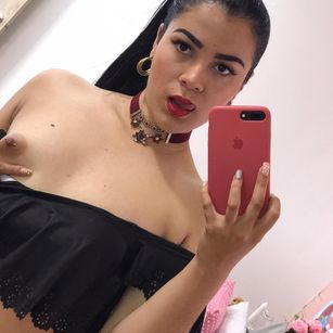 Model - Kimberly Vega heels