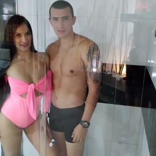 Model - ryankeiran doblepenetracion