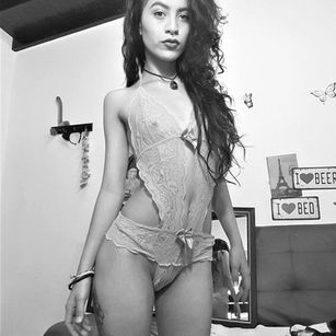 Model - MischaAdams heels