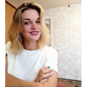 Model - SweetJulia Blonde