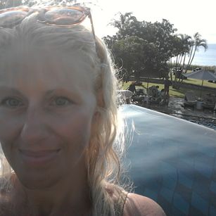 Model - Lady Thania sensual