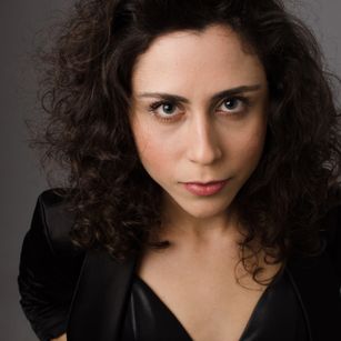 Model - Lori Lago feet