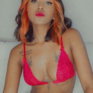 Model - Korinasavagex student