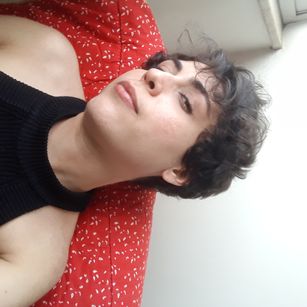 Model - Lori Lago latina