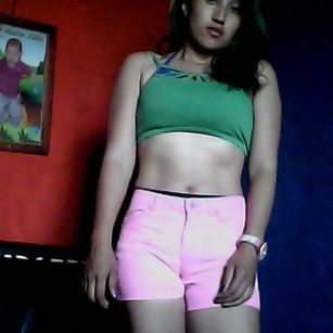 Model - Carolinajones masturbar