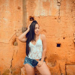 Model - kristenJones boobs