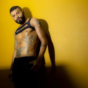 Model - Matty Jones balls