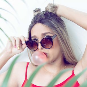 Model - Alejandra Roa young