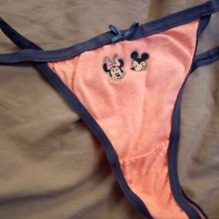 Model - Elekatarina fist