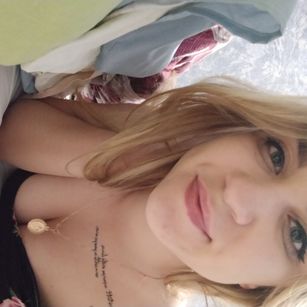 Model - Regina Dreamer horny