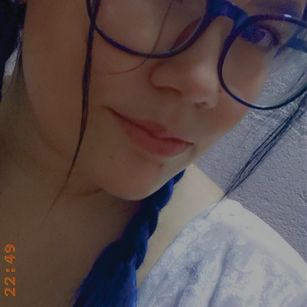 Model - Melanie Wonder vaginal