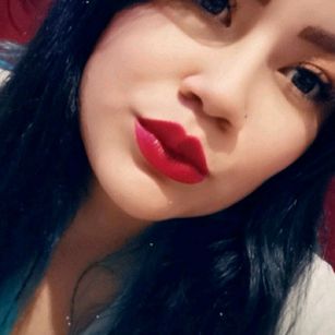 Model - Melanie Wonder squirt