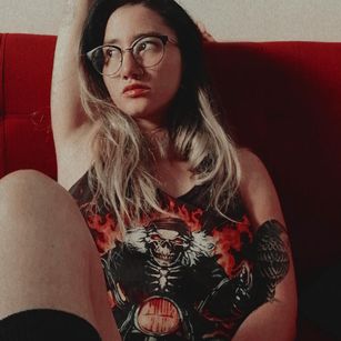 Model - ElektraGamer smoke