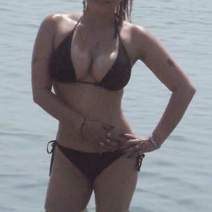 Model - Valentina anal