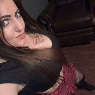 Model - Lexixxx blowjob