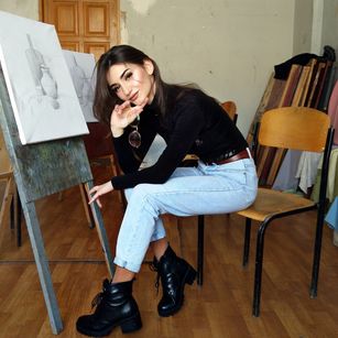 Model - Vanessa cute