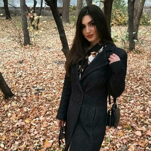 Model - Vanessa Funny