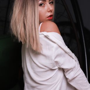 Model - EvilinTwin deepthroat