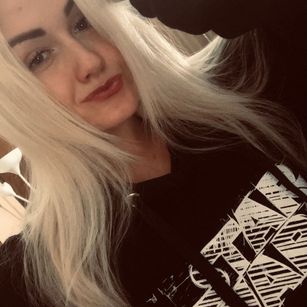 Model - JesieBuny dildo