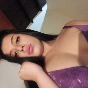 Model - Violet Jantzen toys