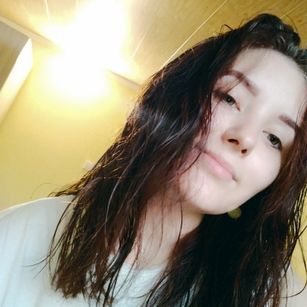 Model - honeyroses young