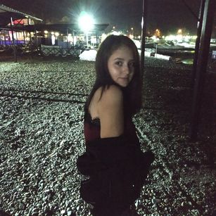 Model - honeyroses Goodgirl