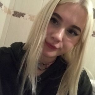 Model - Olivia Grace Blonde