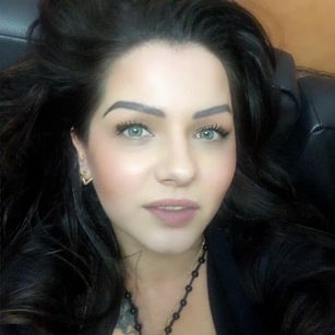 Model - BellaLuna roleplay