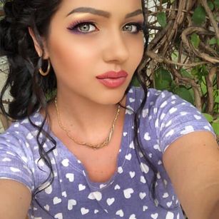 Model - BellaLuna milf