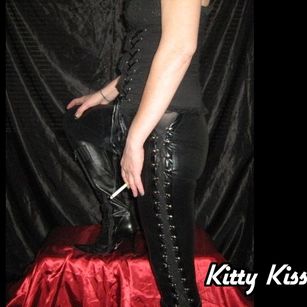 Model - Mistress Alexis 3