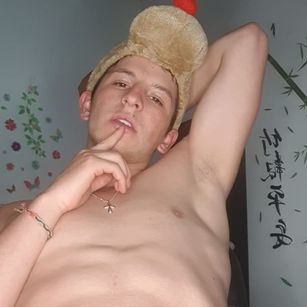 Model - Elian Gonzlez teen