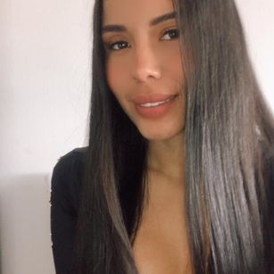 Model - zuly bigboobs