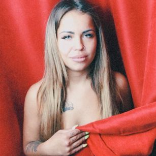 Model - Milana_Small and Kamila_Gentle small