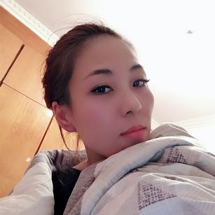 Model - yingying uniform