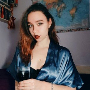 Model - Hanna Margaret sexy