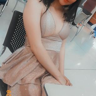 Model - Kendal Teen dildo