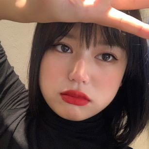 Model - yueyue interesting