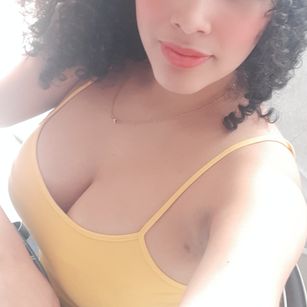 Model - kamillwebb young